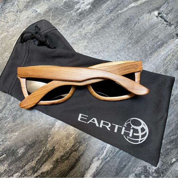 Earth sunglasses - Picture 2 of 5